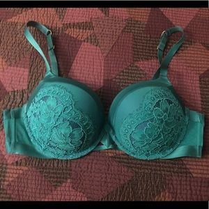 Victoria Secret Padded Push-up Bra